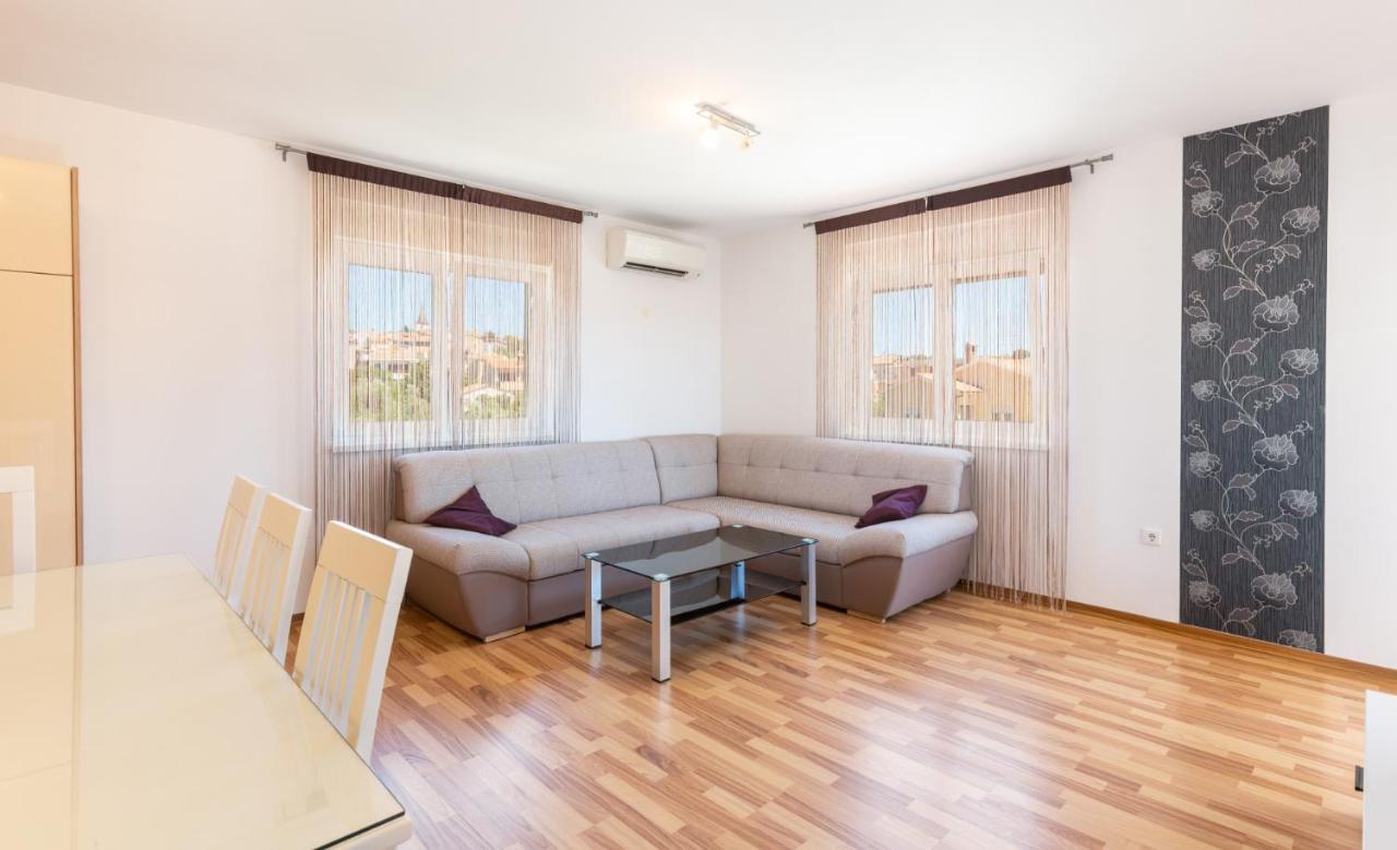 Dragan K1 Hotel Medulin Ngoại thất bức ảnh